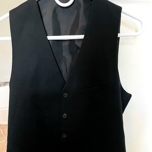 Black men’s vest
